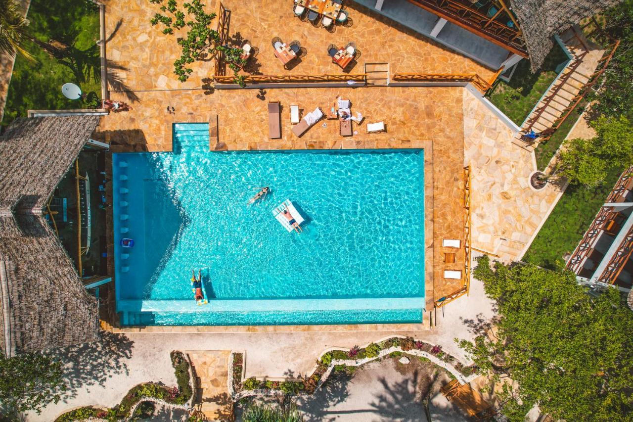 Zanzibella Hotel & Spa Kiwengwa  Luaran gambar Aerial view of the swimming pool at the Hotel