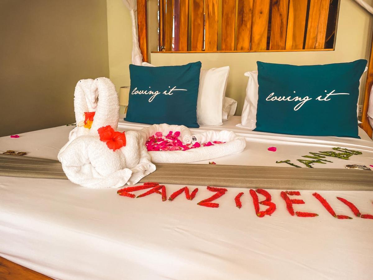 Zanzibella Hotel & Spa Kiwengwa  Luaran gambar A bed at the hotel